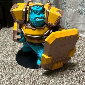 McFarlane Toys Disney Mirrorverse Sulley 12-Inch Statue